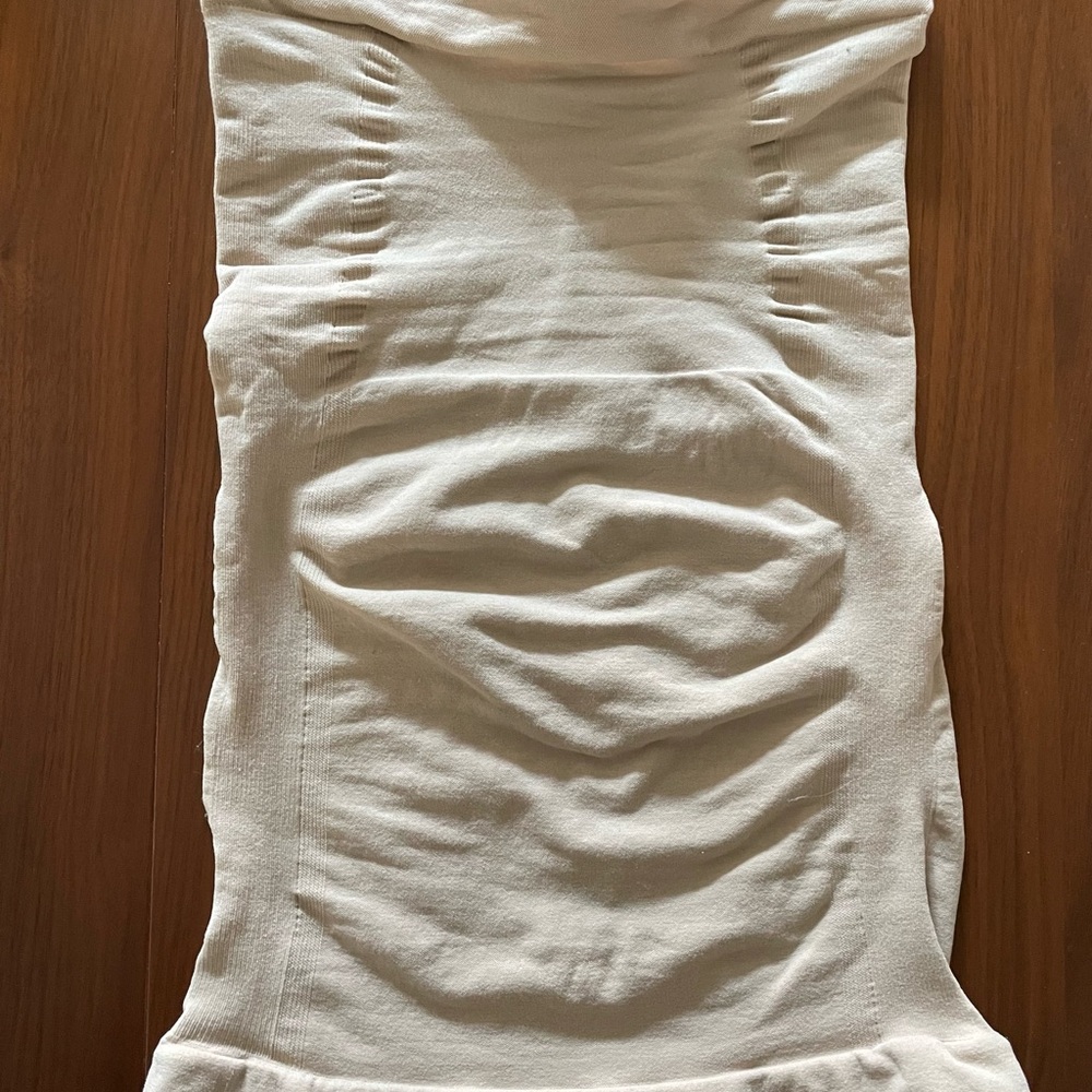 Skims Skirt Spanx